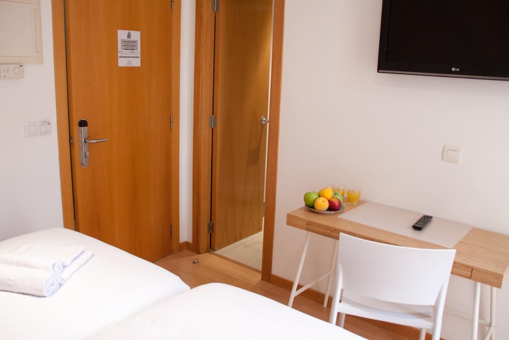 Фото Hostal Cuéntame Evolución Auto check in