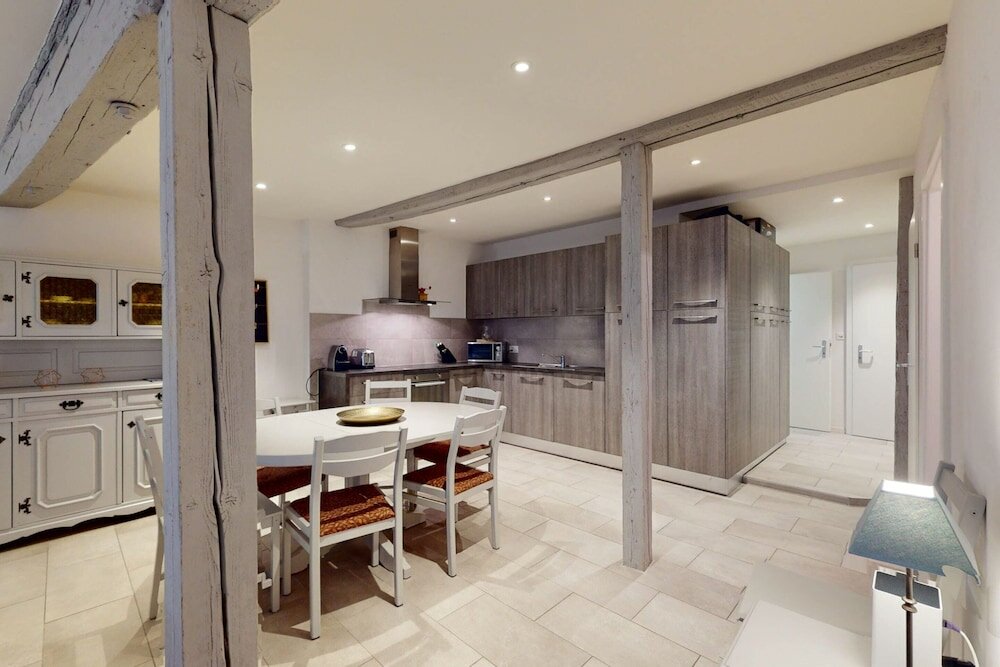 Фото Beautiful Apartment in the Heart of the old City