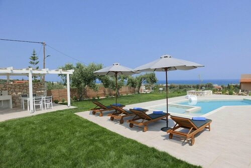 Гостиница New Villa 1 Adele Kampos