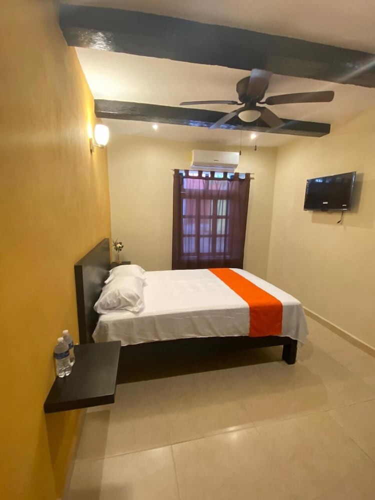 Фото Los Candiles