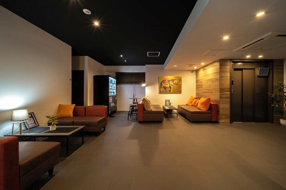 Фото Wellstay Osaka Shinimamiya