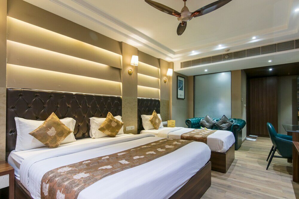 Фото Hotel Oak plaza New Delhi