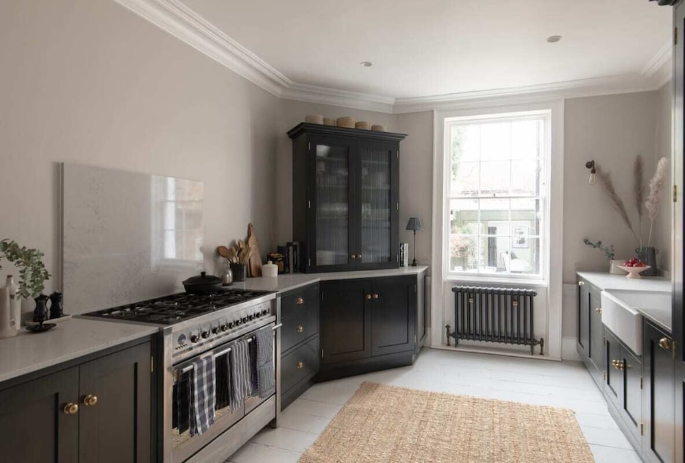 Фото The Southwark Arms - Glamorous 5bdr House With Garden