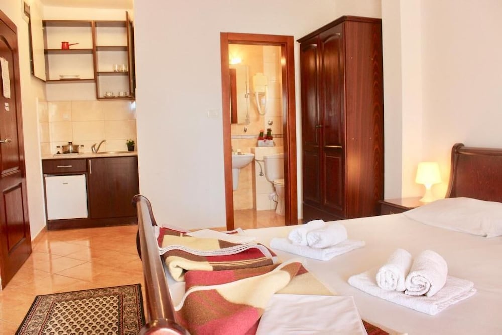 Фото Nir Apartments Budva