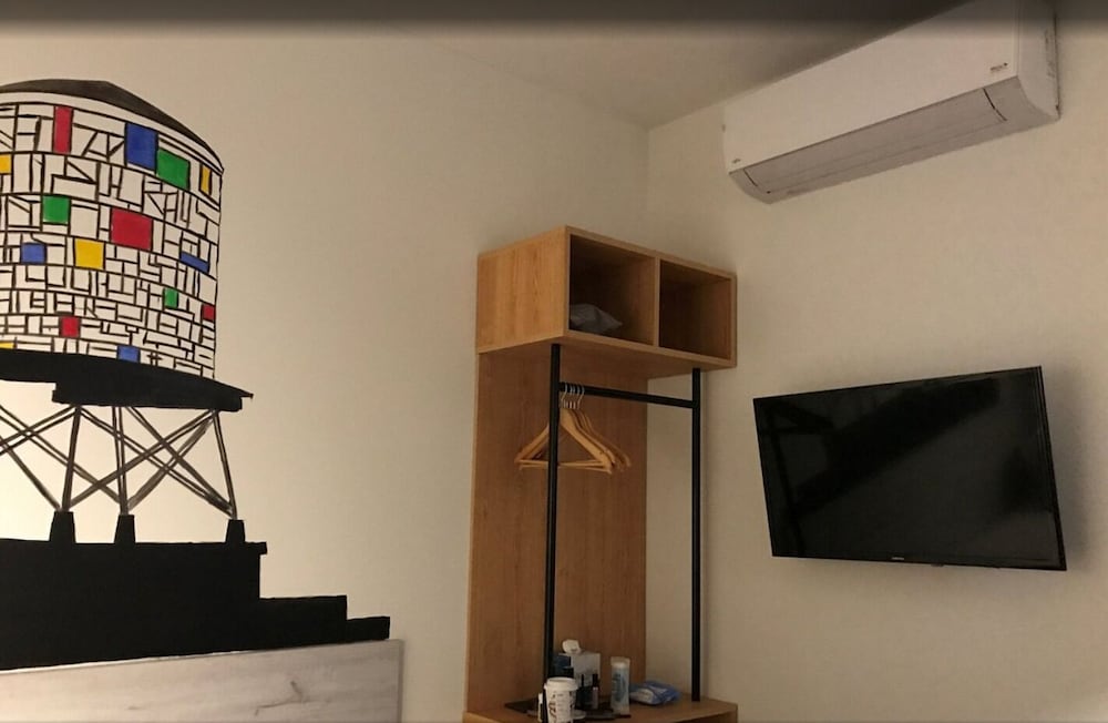 Фото BeHome by LuxUrban, a Travelodge by Wyndham