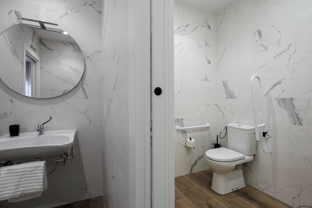 Фото Apartamentos Congreso Parking Gratuito