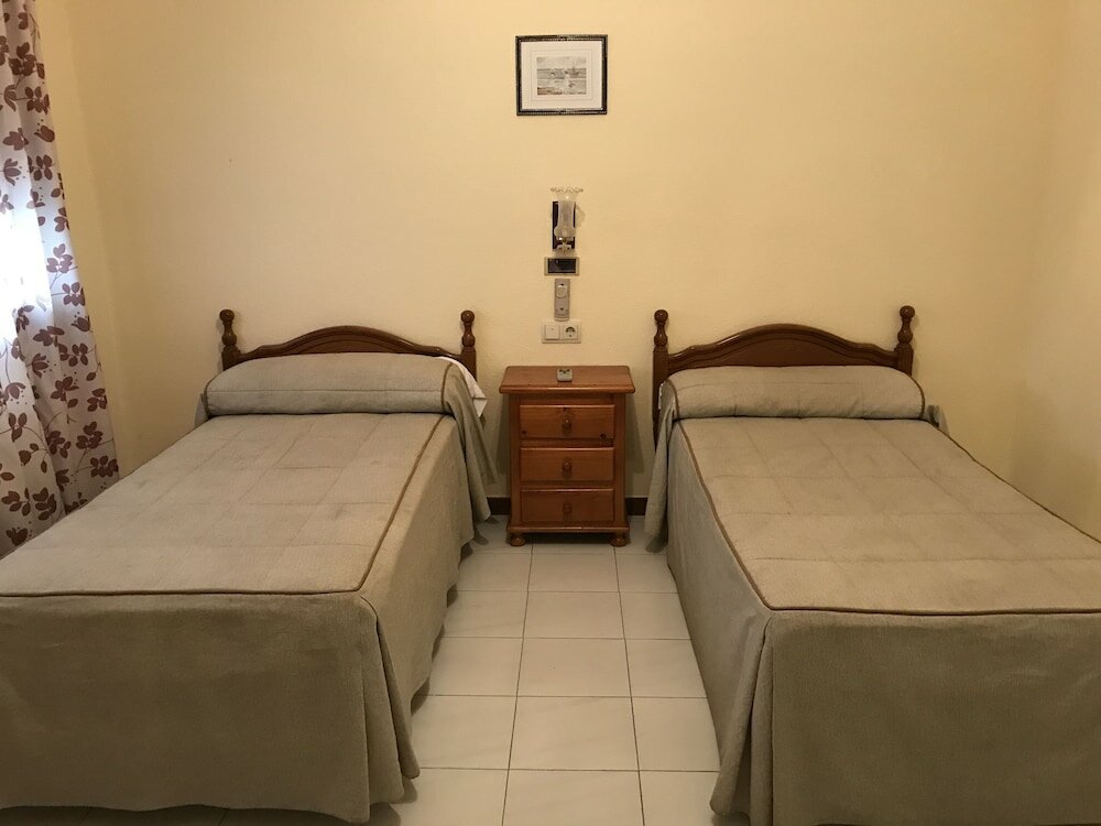 Фото Santa Ana Hostal