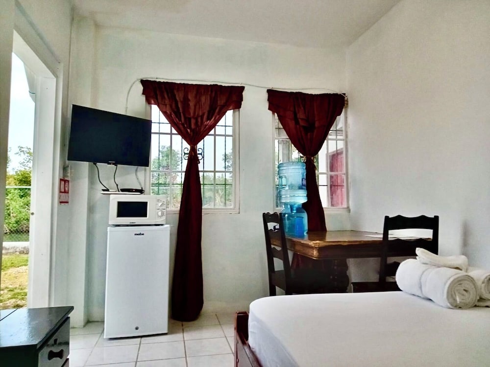 Фото See Belize Vacation Rentals