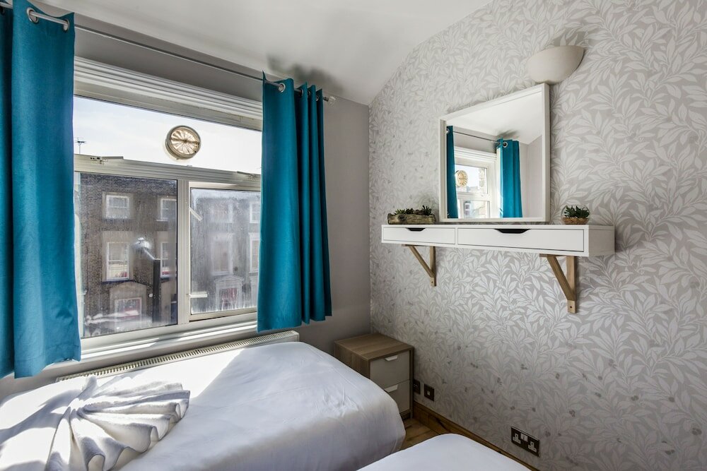 Фото My City Chic St. Pancras Apartment