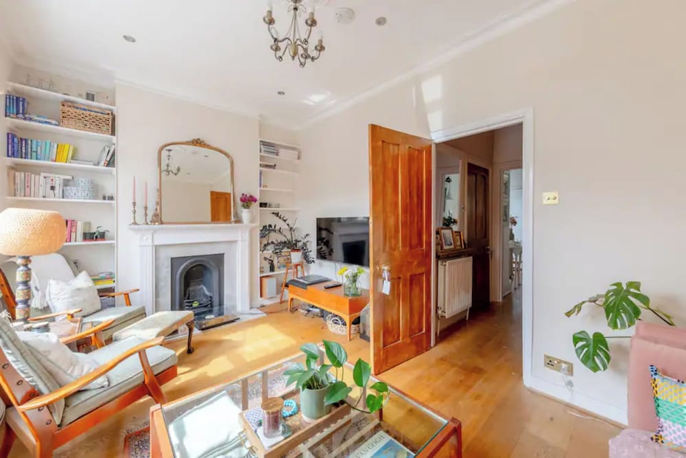 Фото Unique 1bd Flat With Terrace - West Kensington