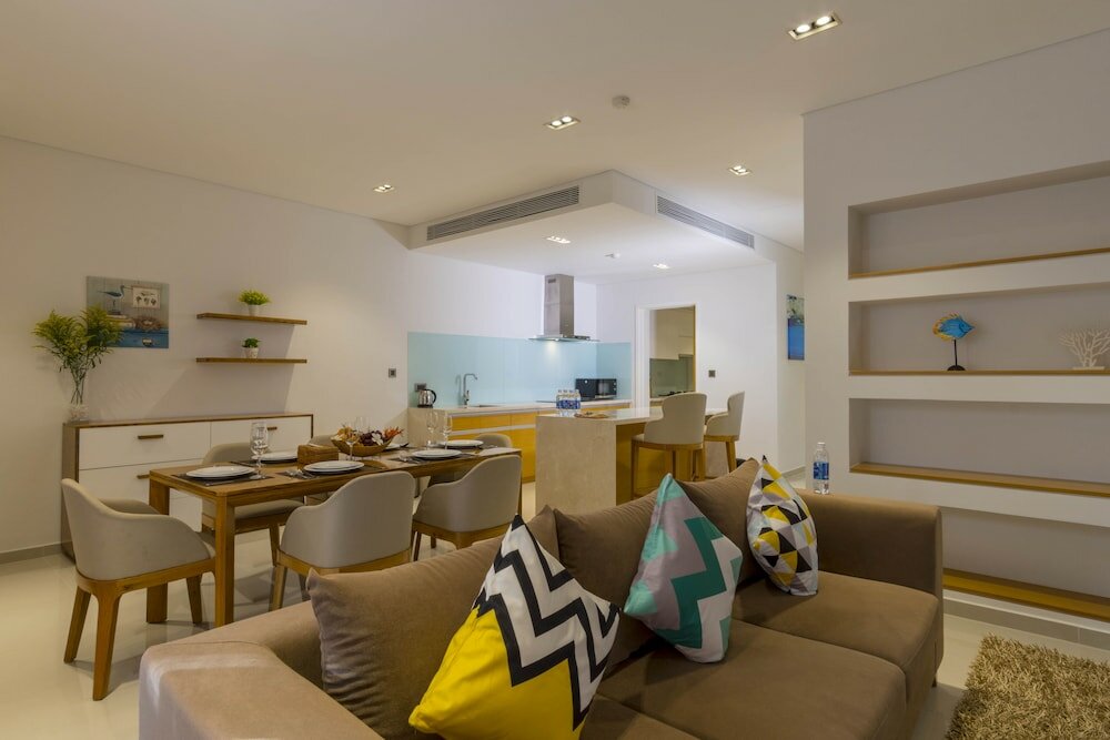 Фото Modern 4 Br villa-golf view for family