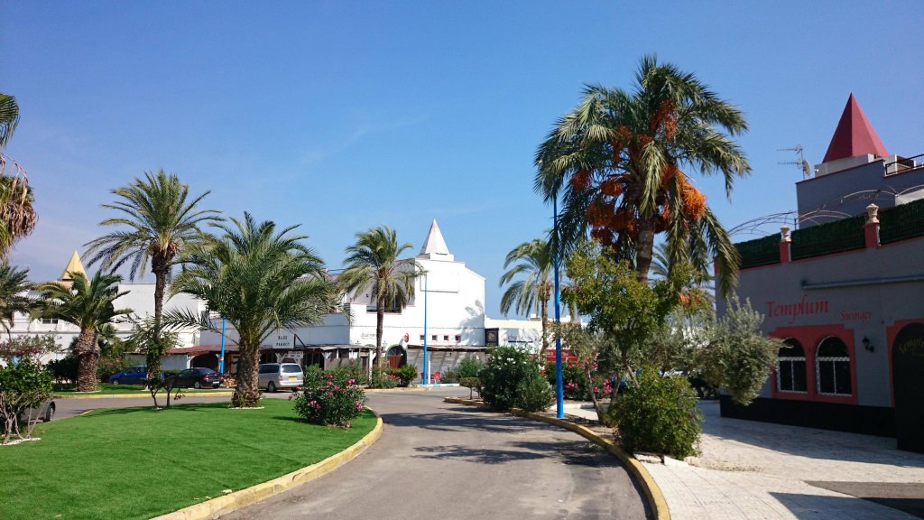 Фото Apartamentos Natura World