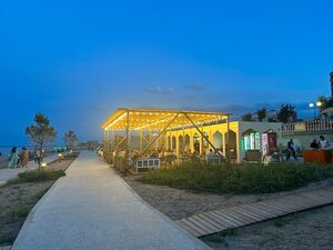 Берег (Республика Дагестан, Дербент, Дербентская набережная), кафе в Дербенте