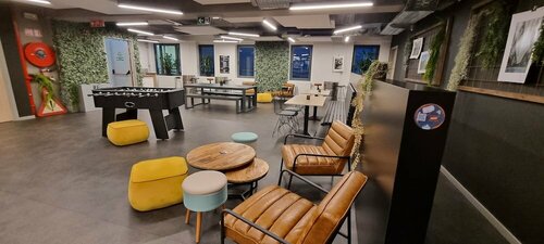 Гостиница Auberge Jeunesse Charleroi Youth Hostel в Шарлеруа
