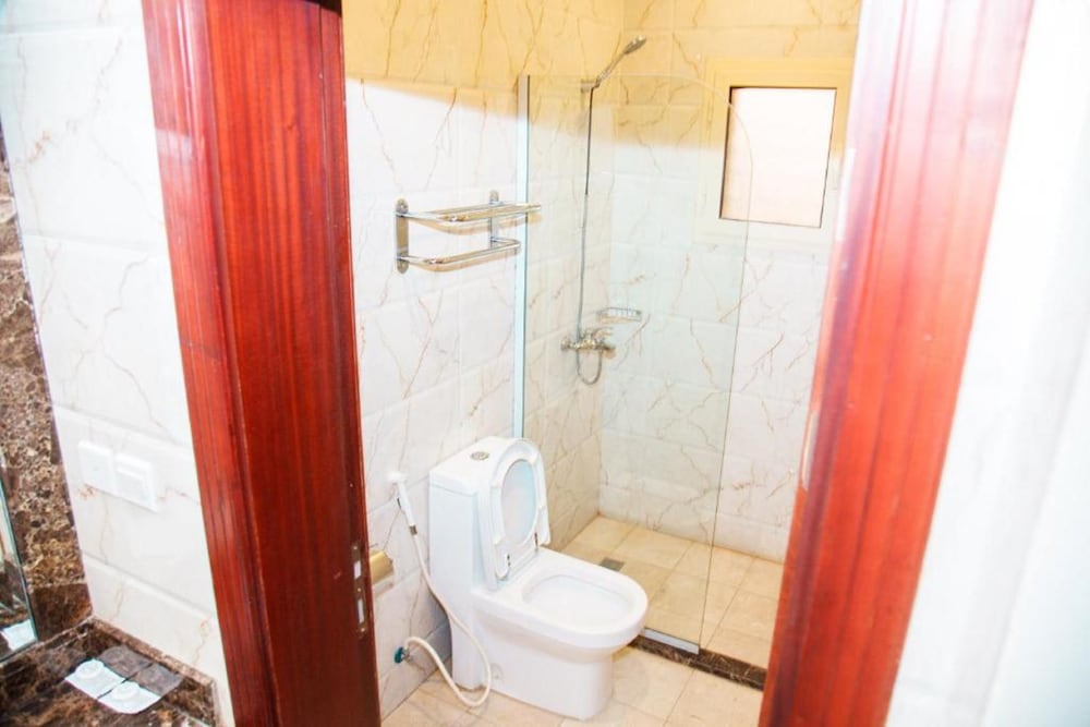Фото Ajnihat Kanuz Hotel Suites