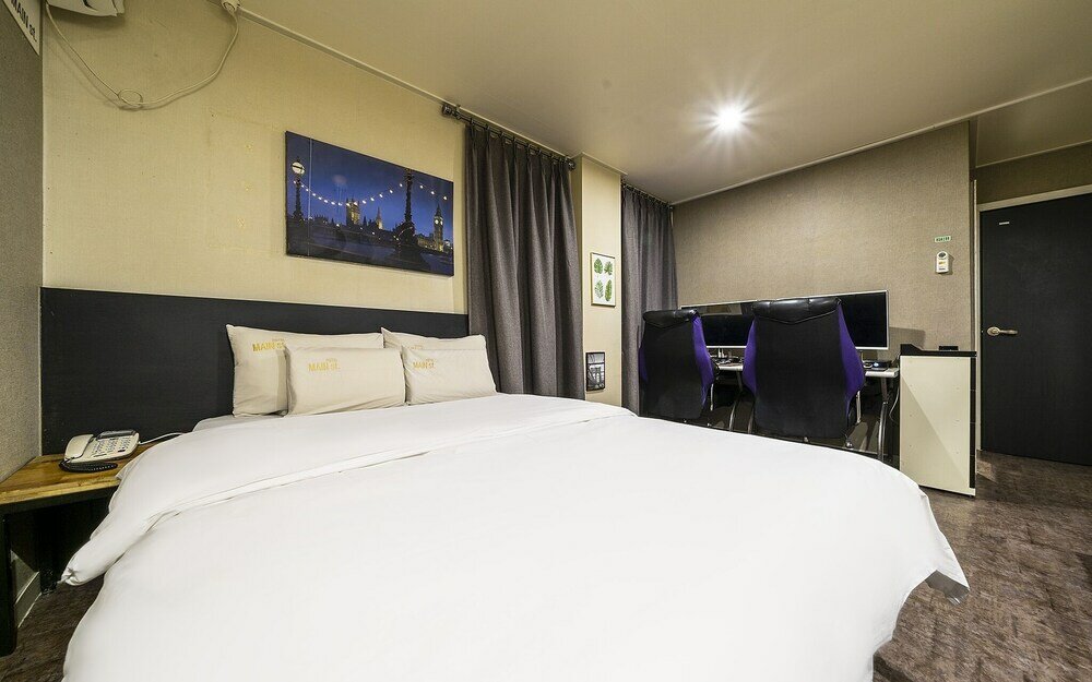 Фото отеля 2