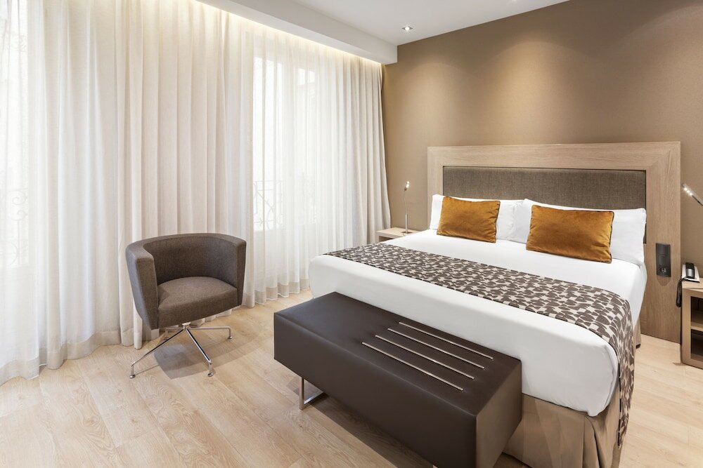 Фото Catalonia Plaza Mayor