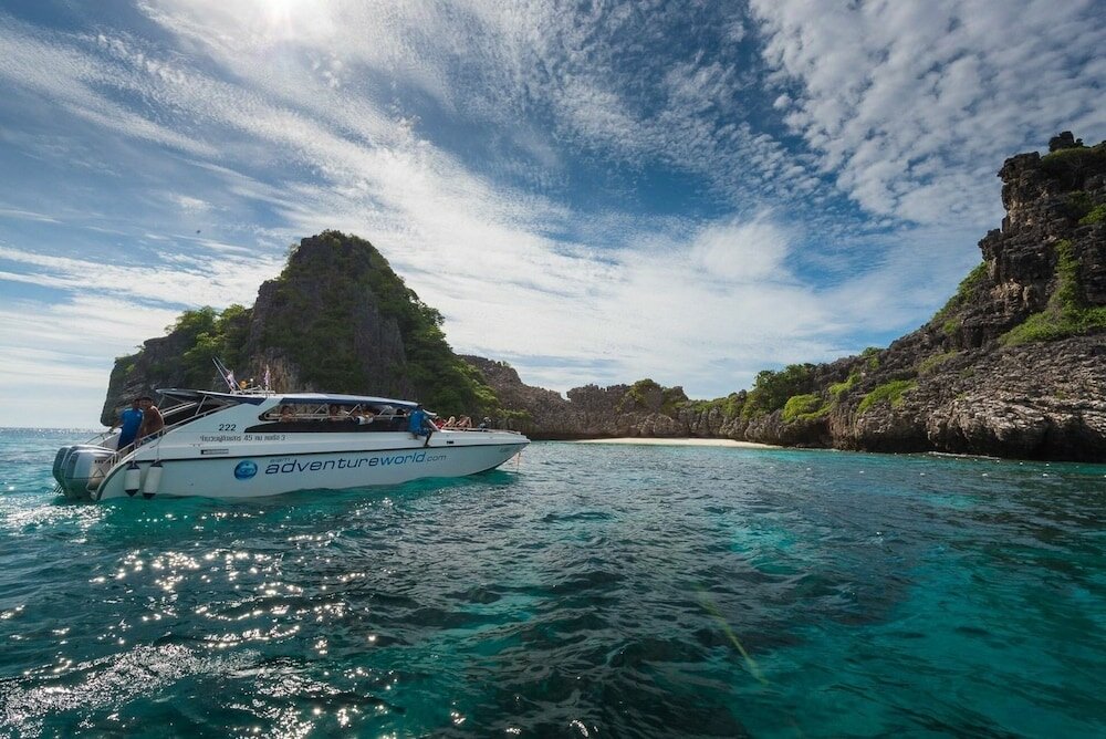 Фото Sincere Guest House & Restaurant - Hostel