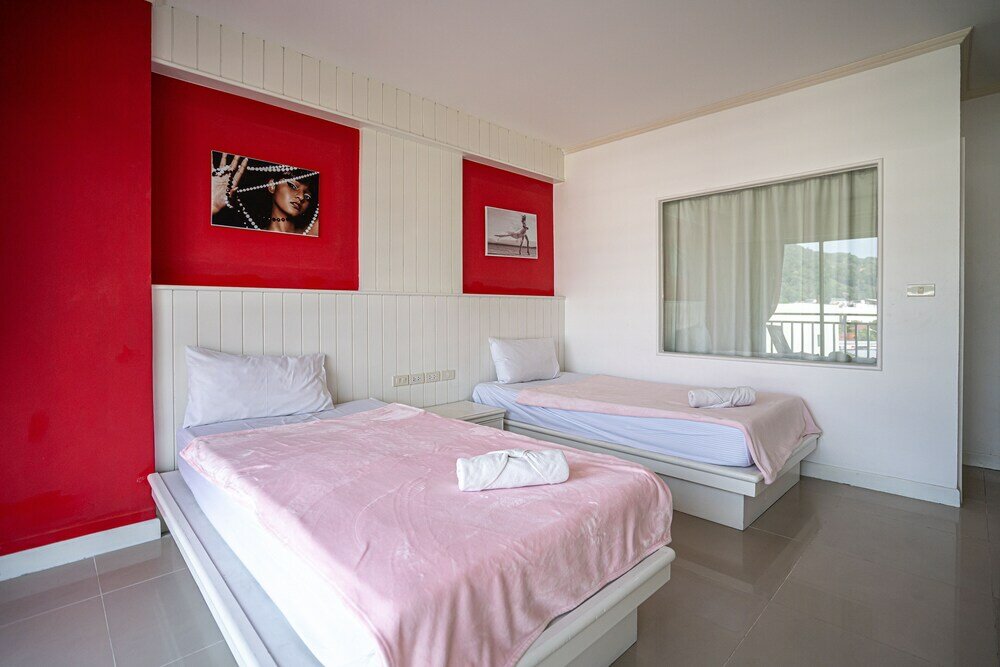 Фото Santi White House Patong Hotel