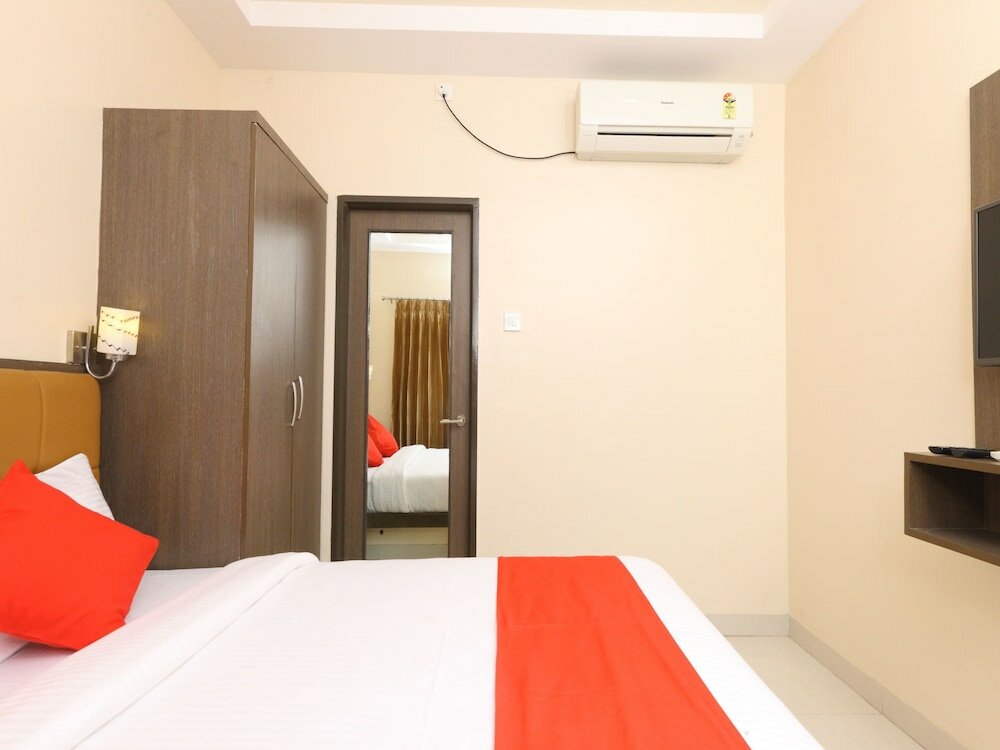 Фото Oyo 14934 Kalyani Grand