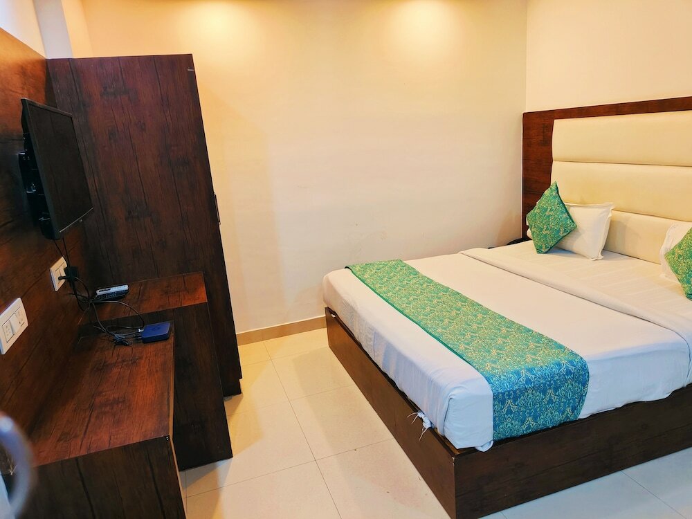 Фото Hotel The Caves