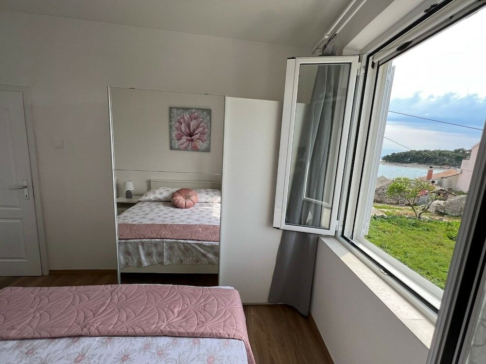 Фото Ivica - 50 m From sea - A1