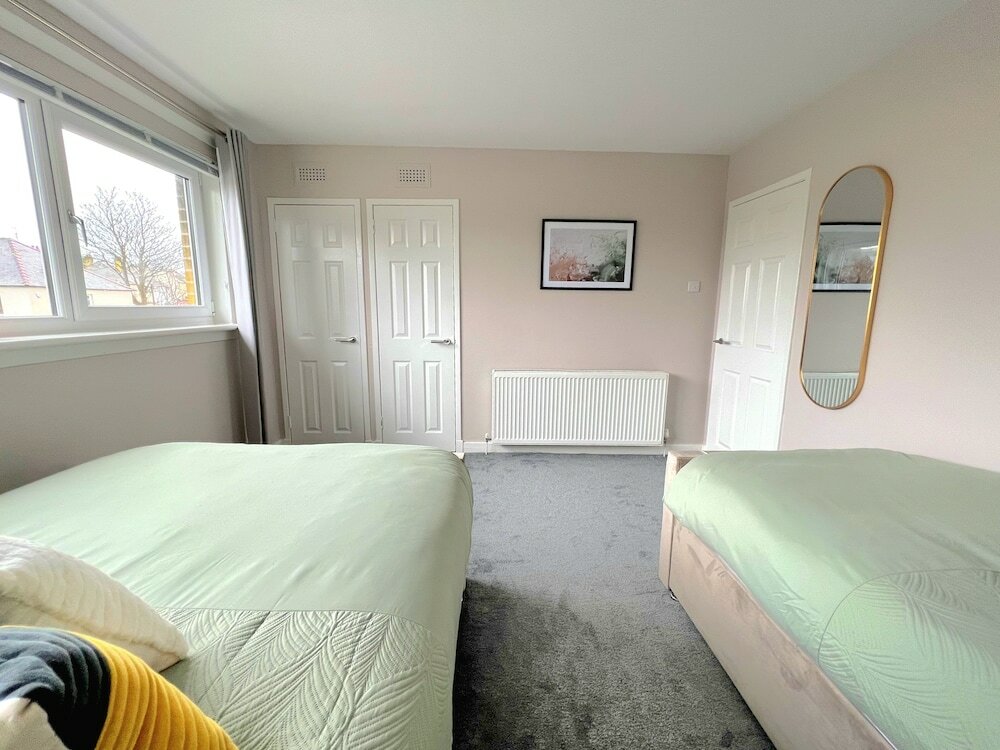 Фото Quirky Family Home in Glasgow