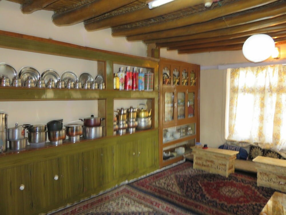 Фото Tih Nezer View Guest House