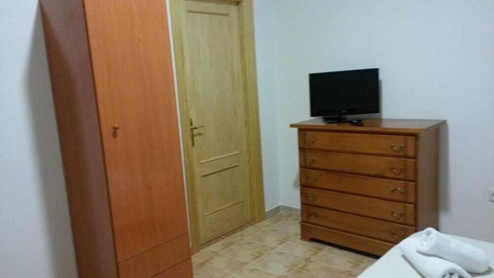 Фото Hostal Virgen del Pilar