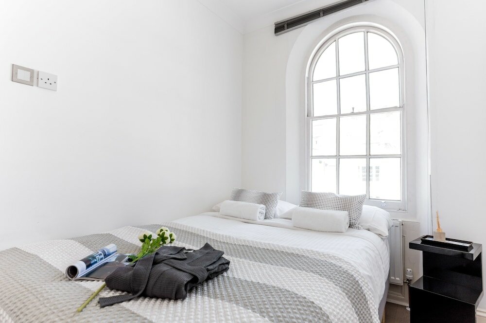 Фото Gloucester Terrace by Lime Street