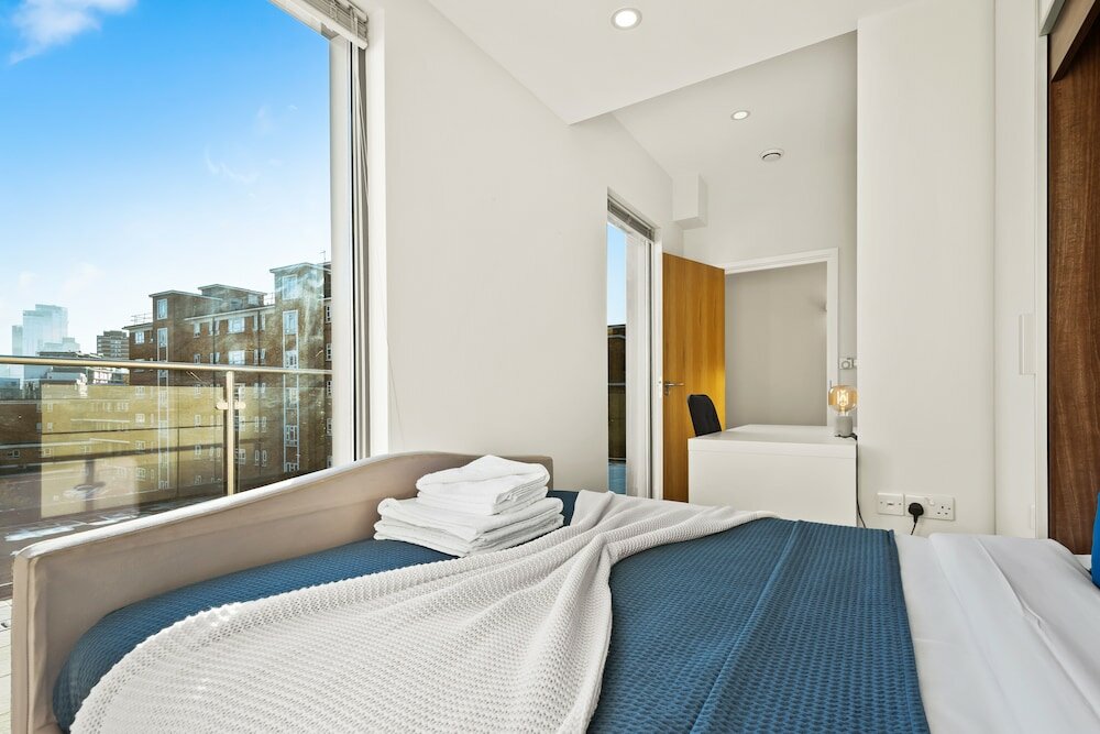 Фото Three Bedroom Apartment in Hoxton