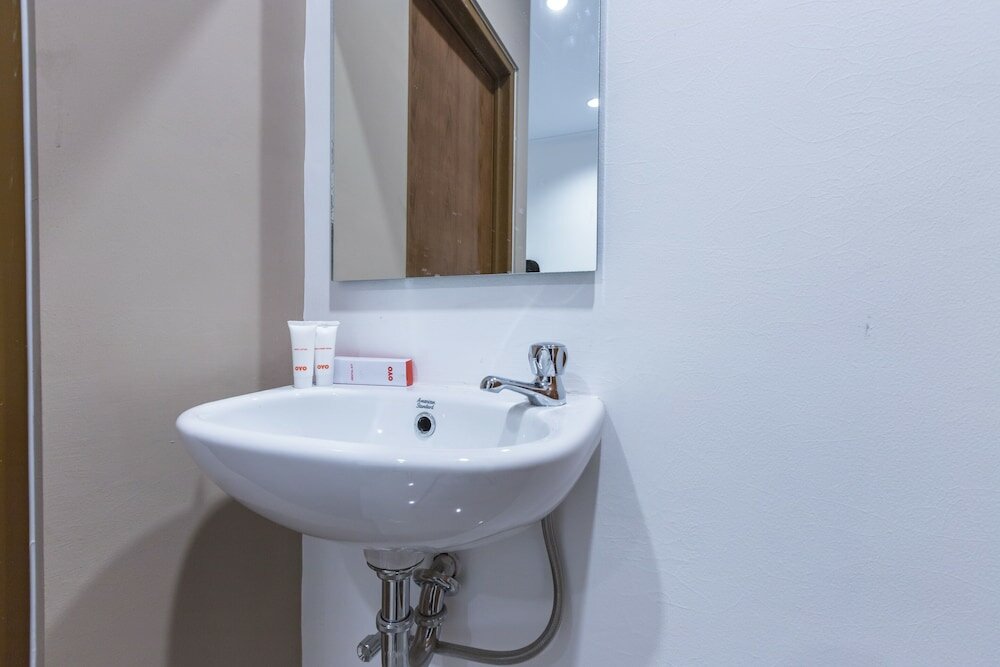 Фото Oyo 1310 Urban Residence