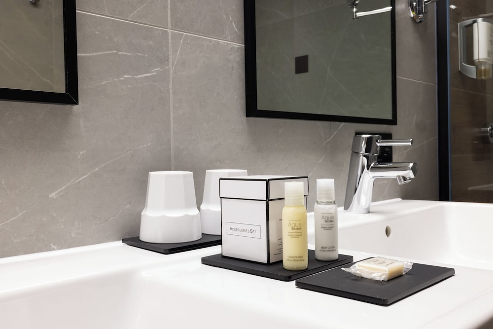 Фото Hotel Riu Plaza London Victoria