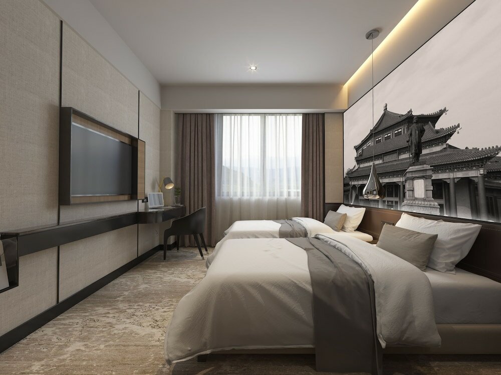 Фото Baiyun City Hotel (Guangzhou Railway Station Subway Branch)