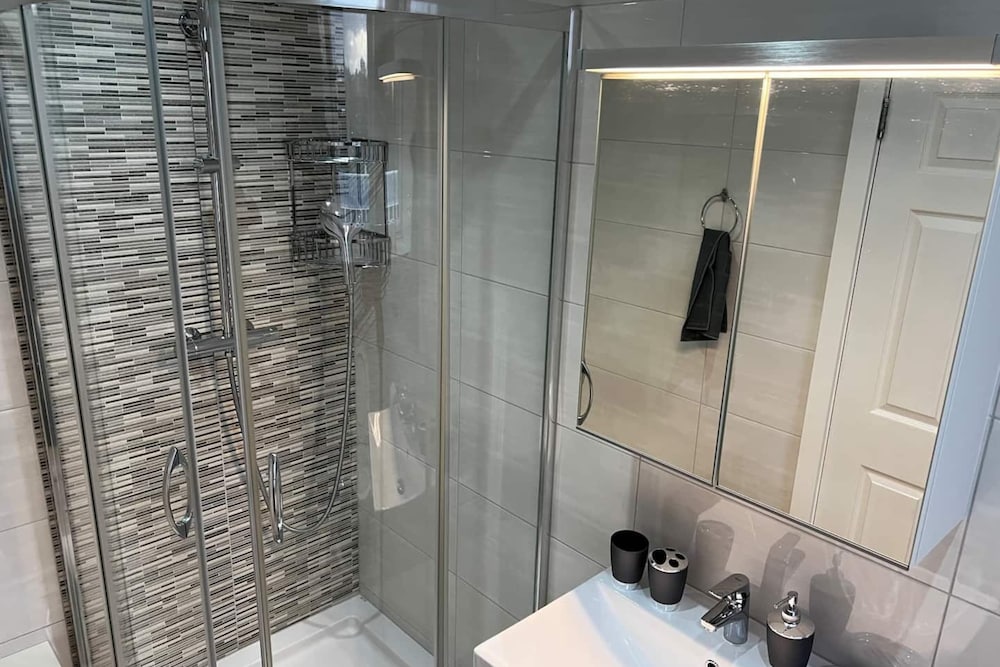 Фото Cosy 3 Bedroom Apartment Next to the Emirates