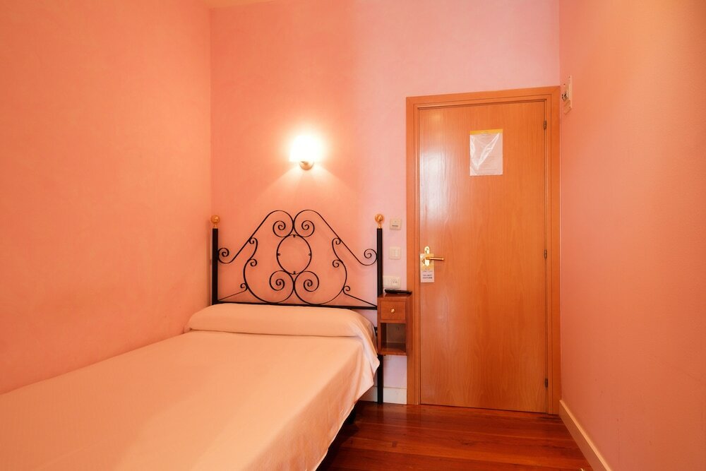 Фото Hotel Playa de Luanco