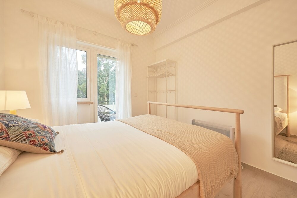 Фото Light Apartment W Balcony Apartment by TimeCooler