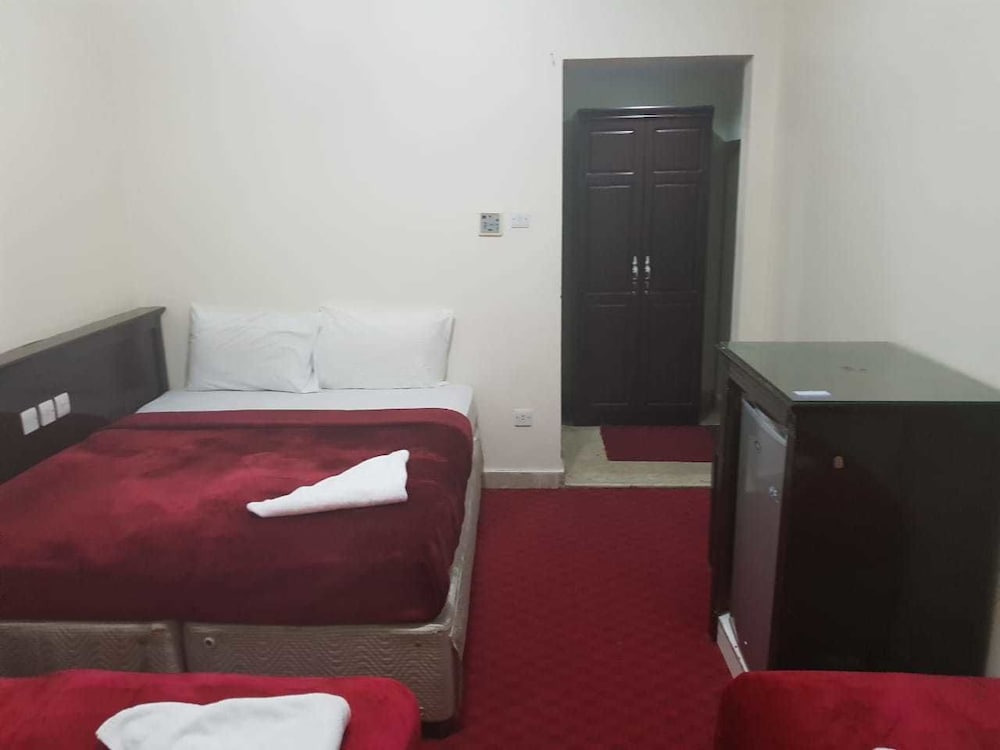 Фото Burj AlSultan Hotel