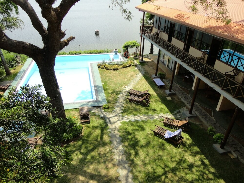 Фото Oak Ray Lake Resort