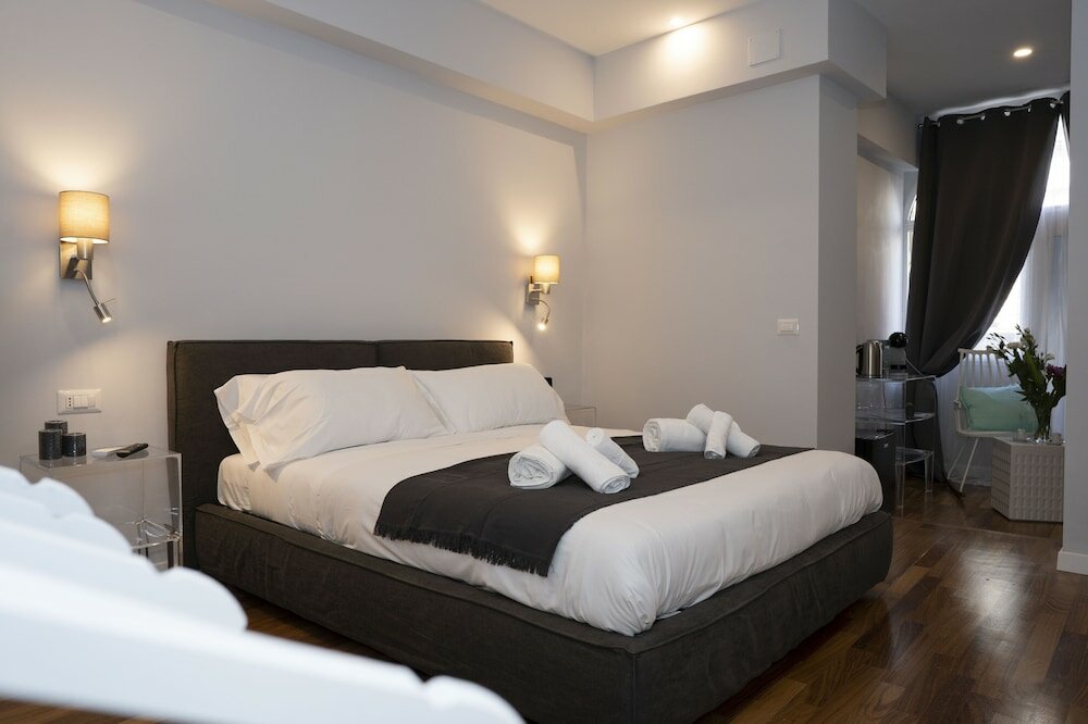 Фото Delsi Inn Piazza di Spagna 32