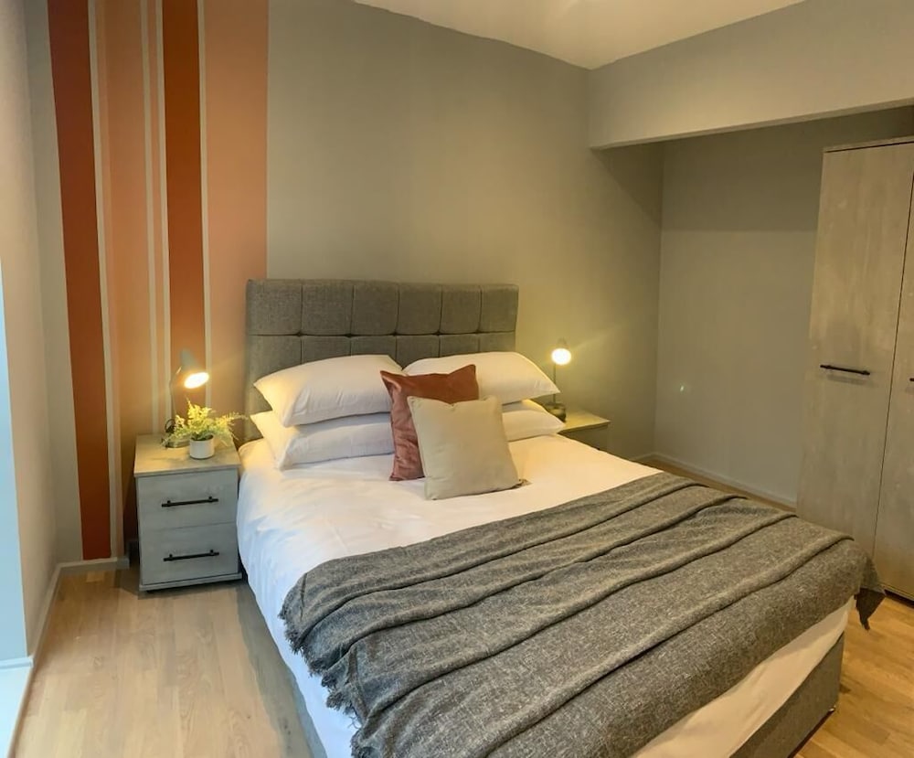 Фото Luxurious Apts in Hackney near Train Stn