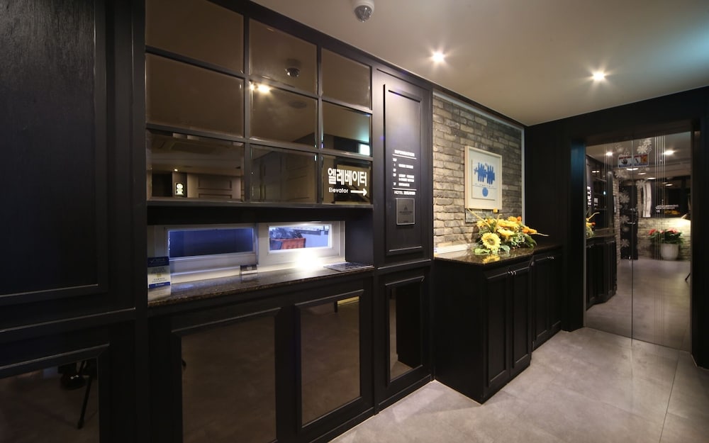 Фото Busan Deokcheon 2heaven