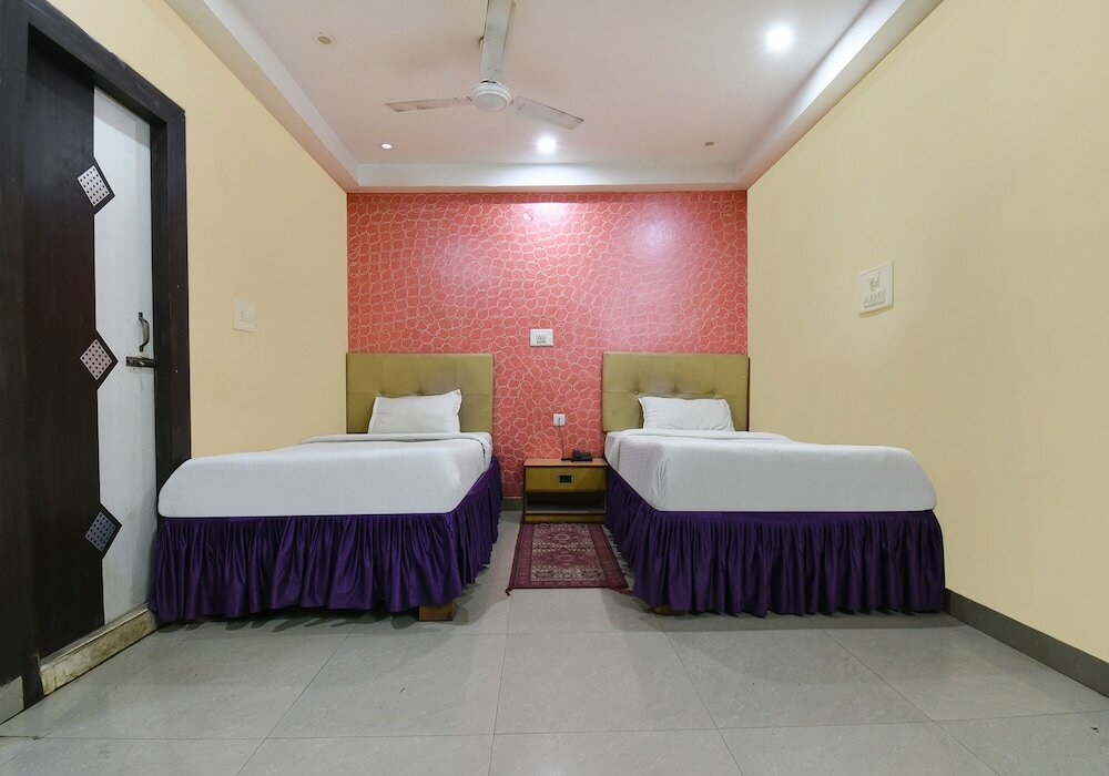 Фото Fabhotel Dp International