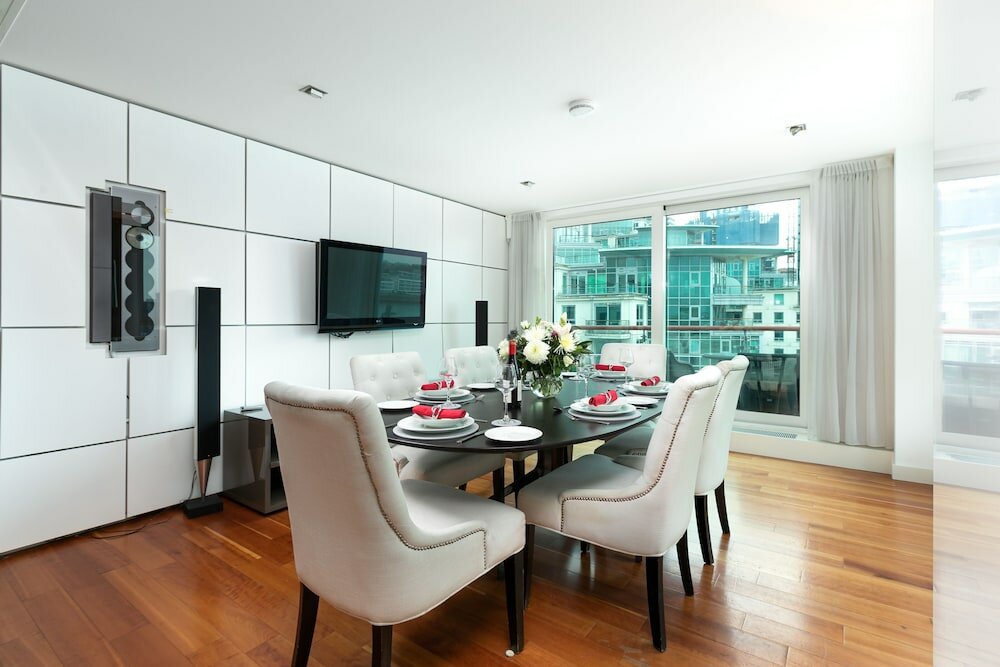 Фото River view Luxury 3bed flat with views