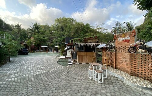 Гостиница Kayu Watu Cottage Gunung Kidul