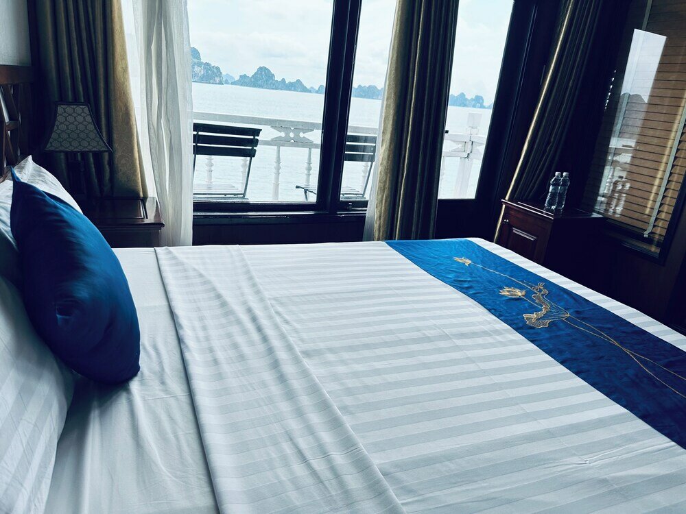 Фото Halong Marina Bay Cruise