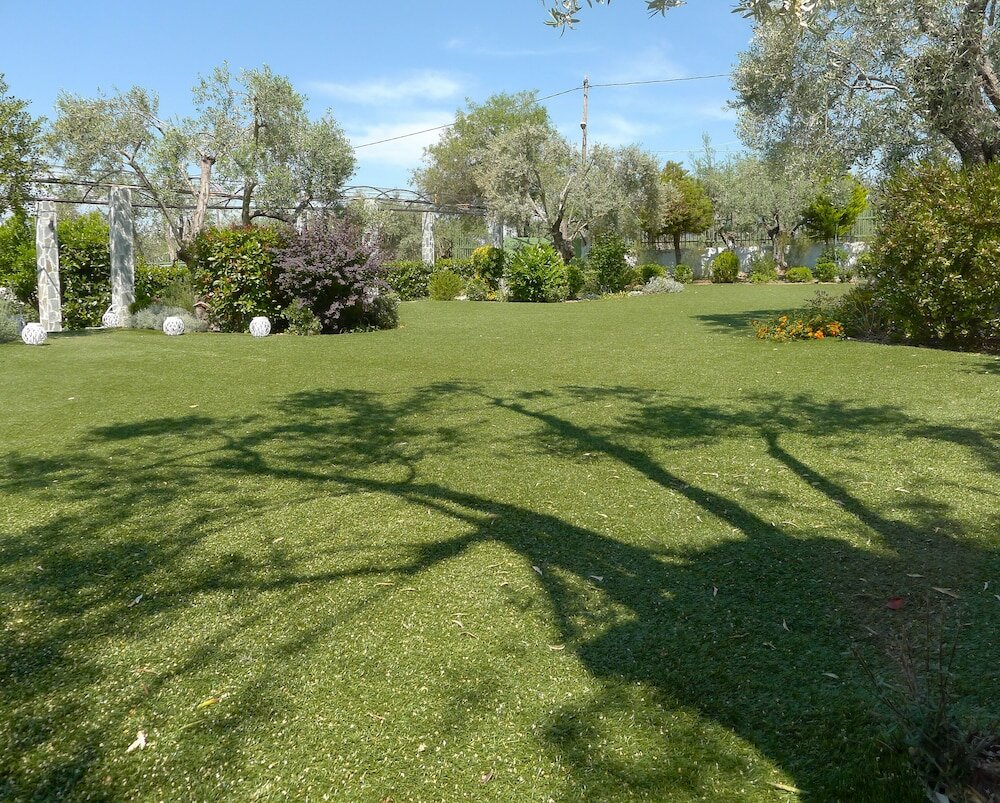 Фото Ampoulos Rooms & Apartments