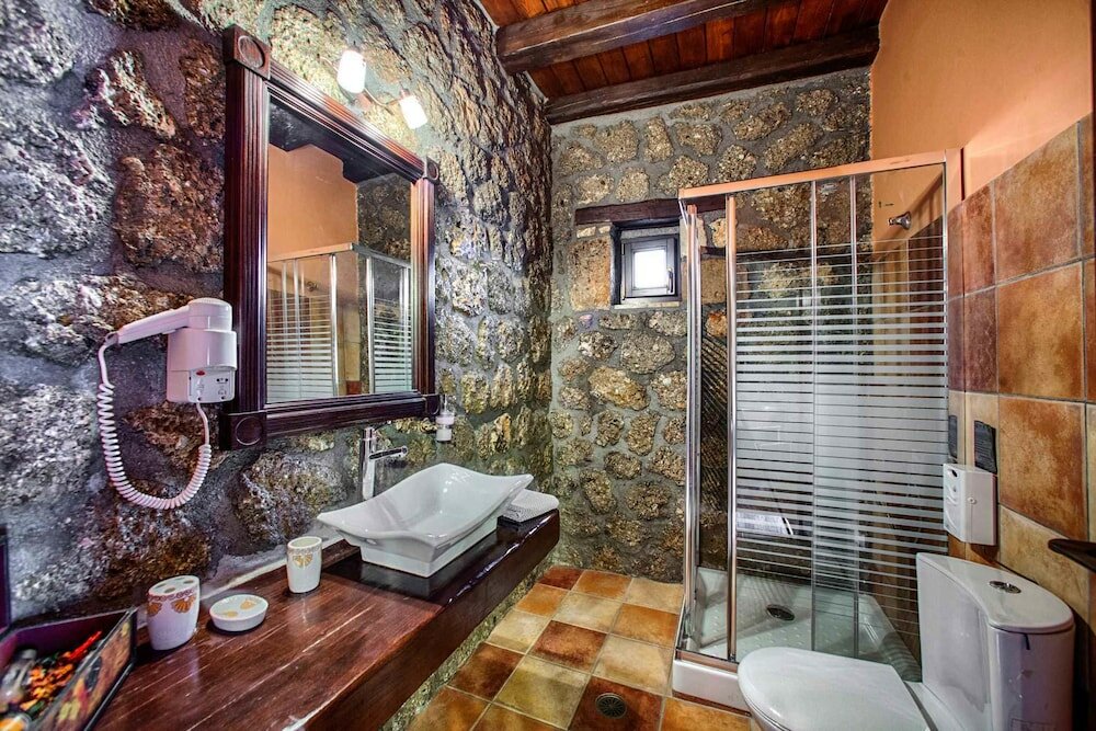 Фото Pera Alonia Guest House