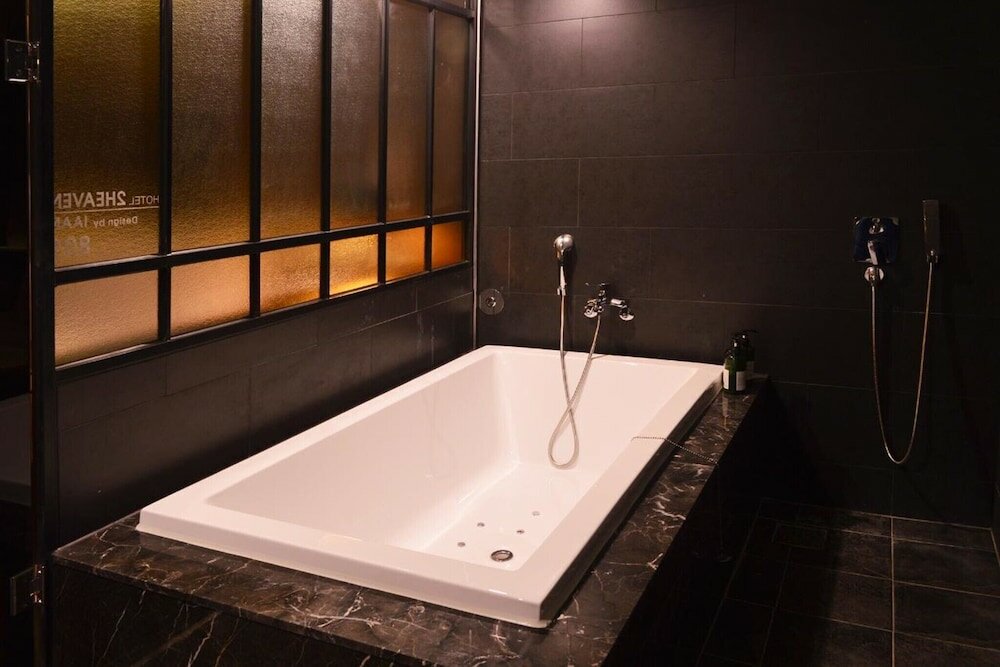 Фото Busan Deokcheon 2heaven