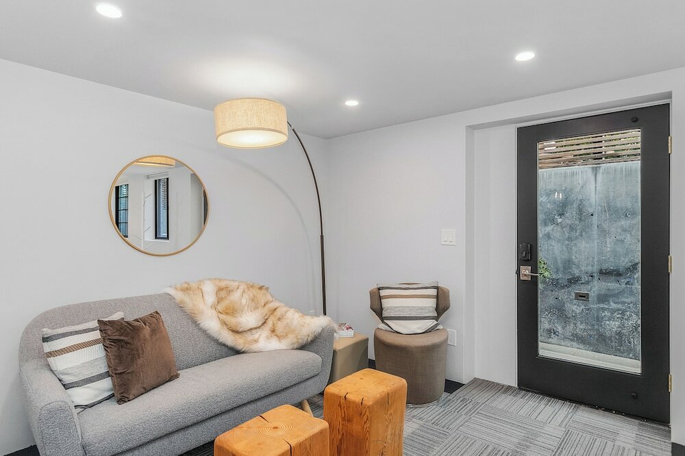 Фото Sunnyside Studio on Green Lake